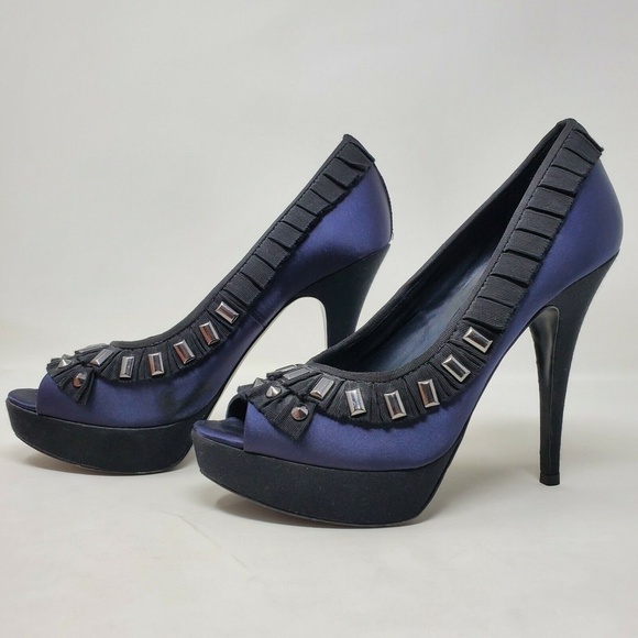 Tory Burch Peep Toe Heels Sz 8.5 M Ruffles Studs - Picture 2 of 11